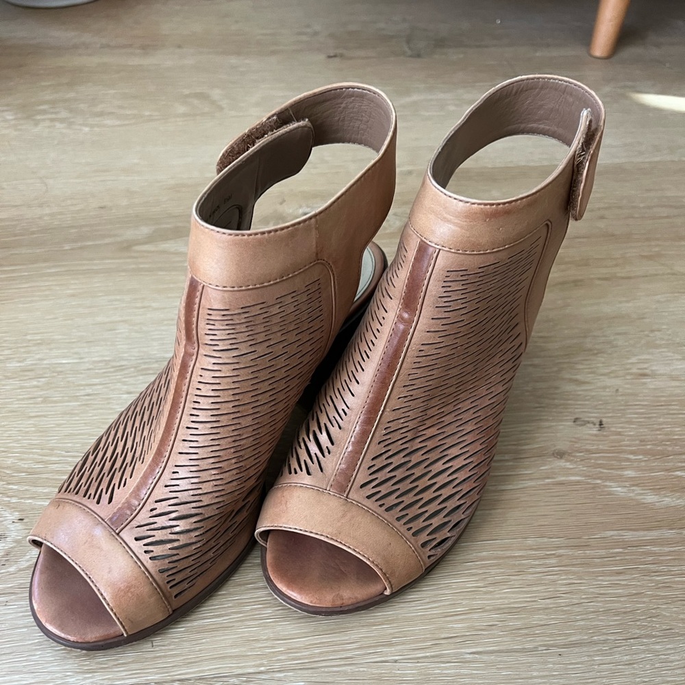 Vince camuto block heel